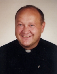 Pfarrer Alois Spies